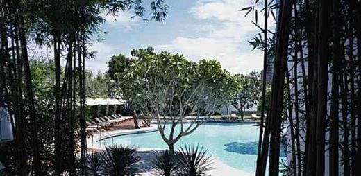 erawan-hotel-pool